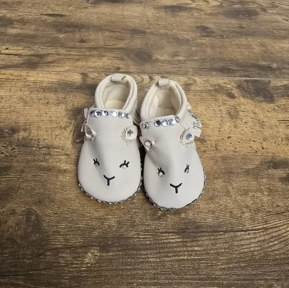 Carters Child Of Mine Cute Rhinestone Booties Size 0-3 Months